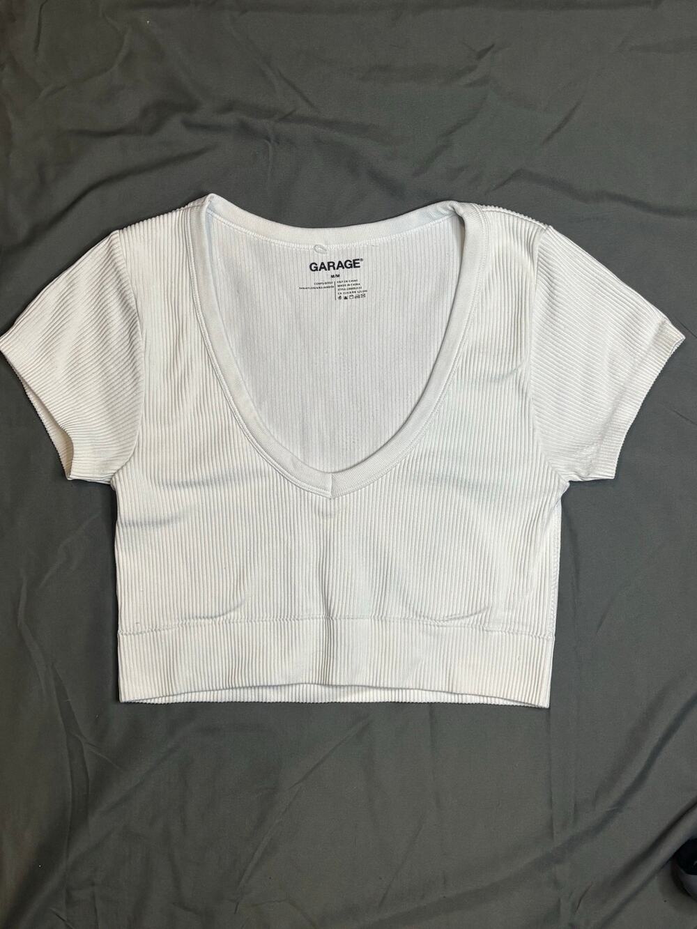 Garage Women’s M Ribbed Cropped T Shirt White Short Sleeve Scoop Neck Y2K